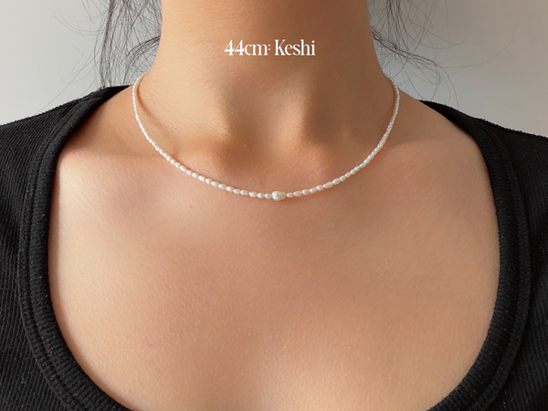 Aphrodite Pearl Necklace