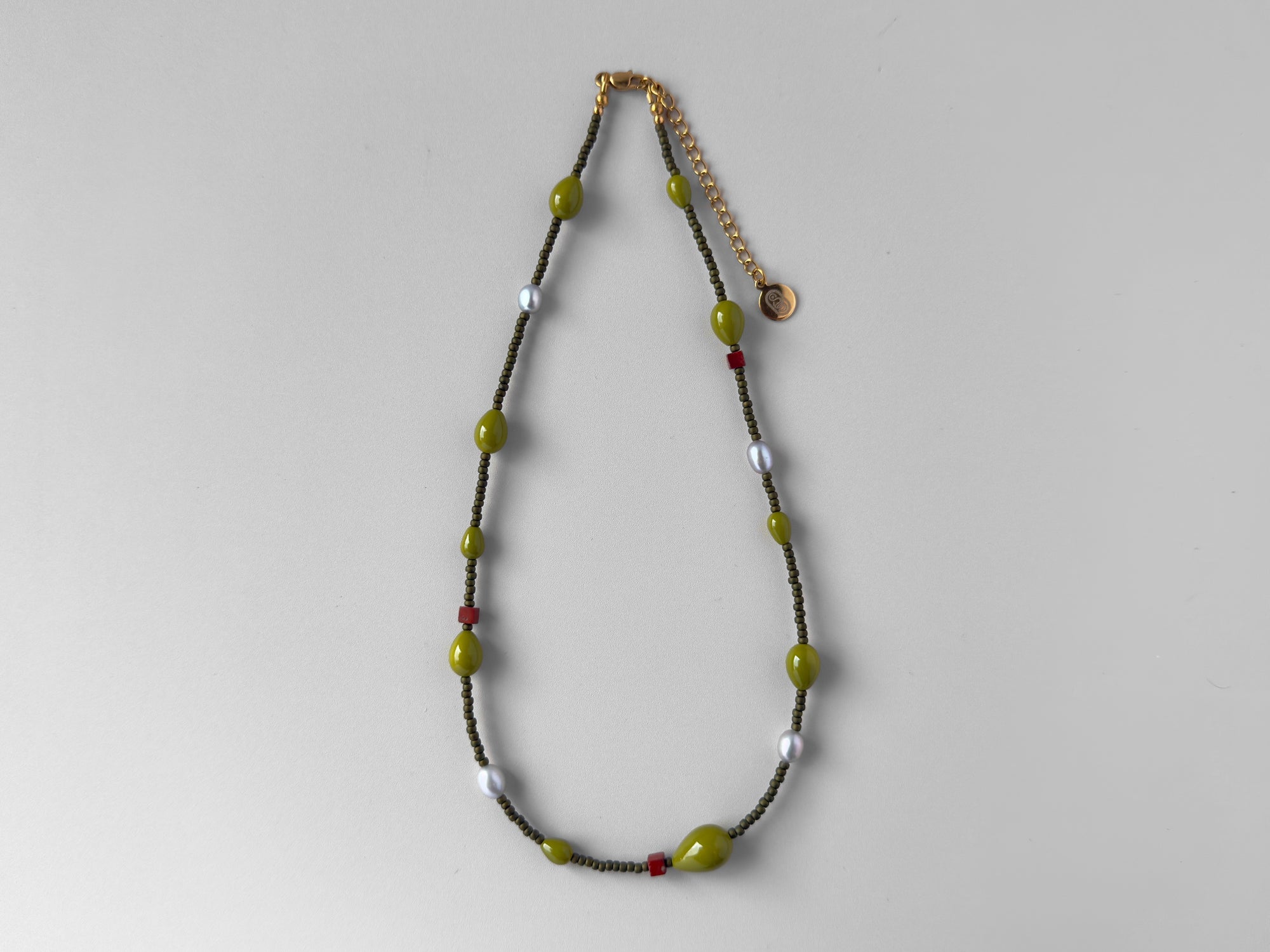 Castelvetrano Necklace: Pearl