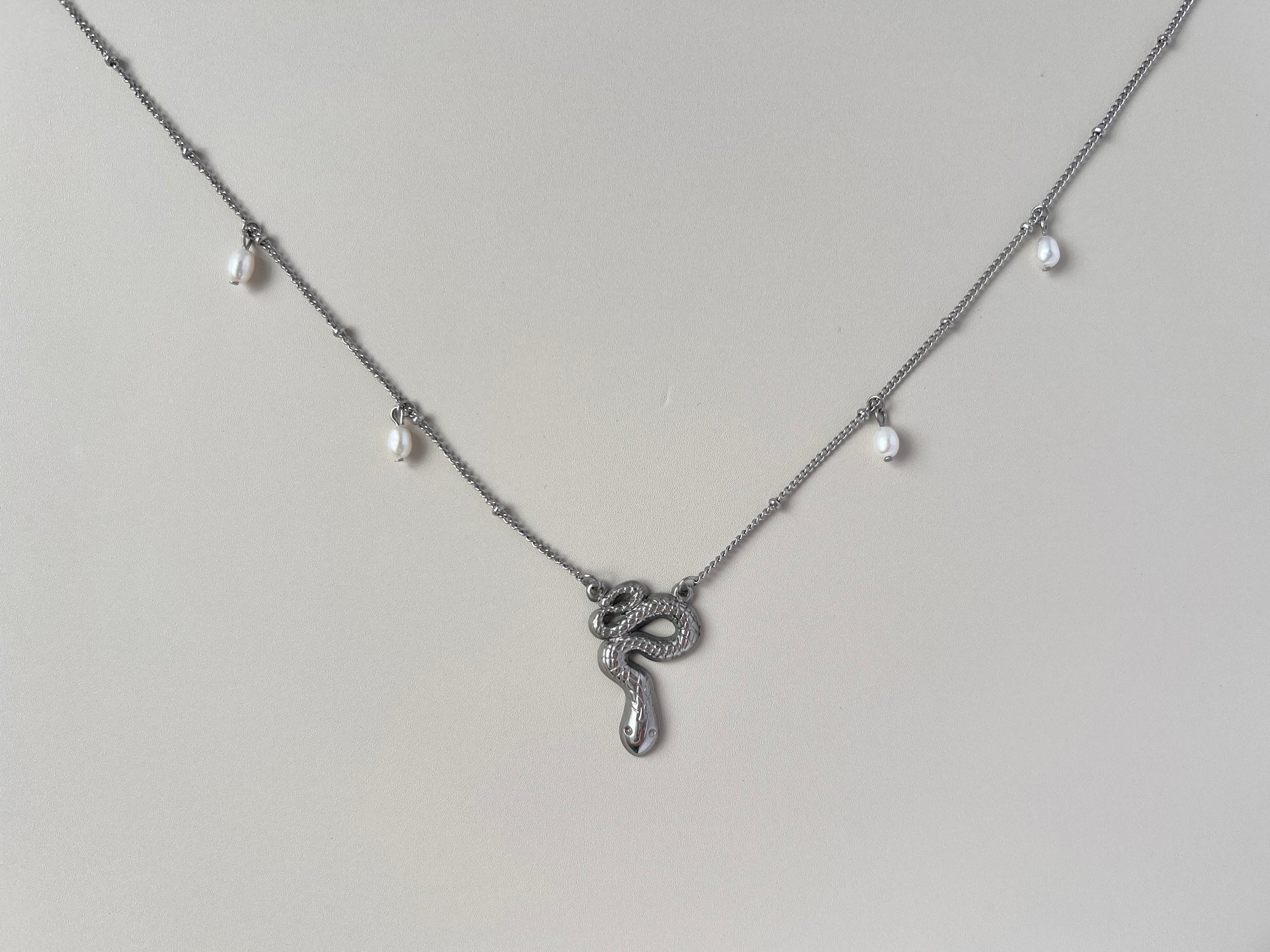 Juno Necklace: Silver