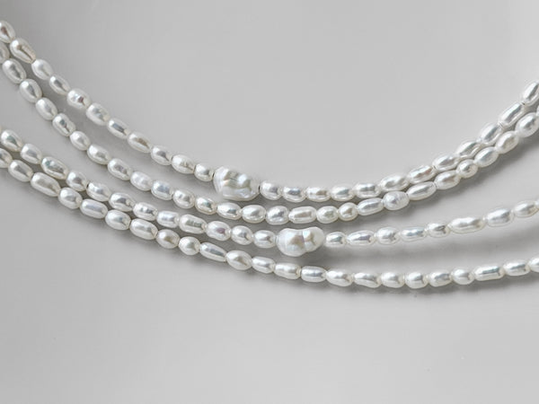 Aphrodite Pearl Necklace